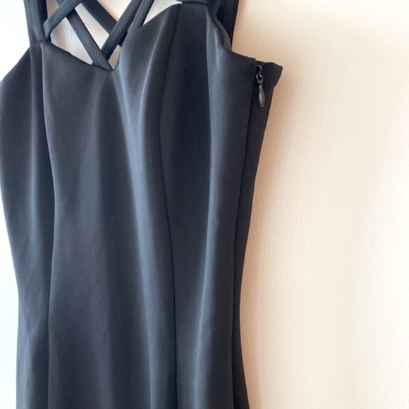 Guess Strappy Criss Cross Bodycon Dress - Picture 7 of 8